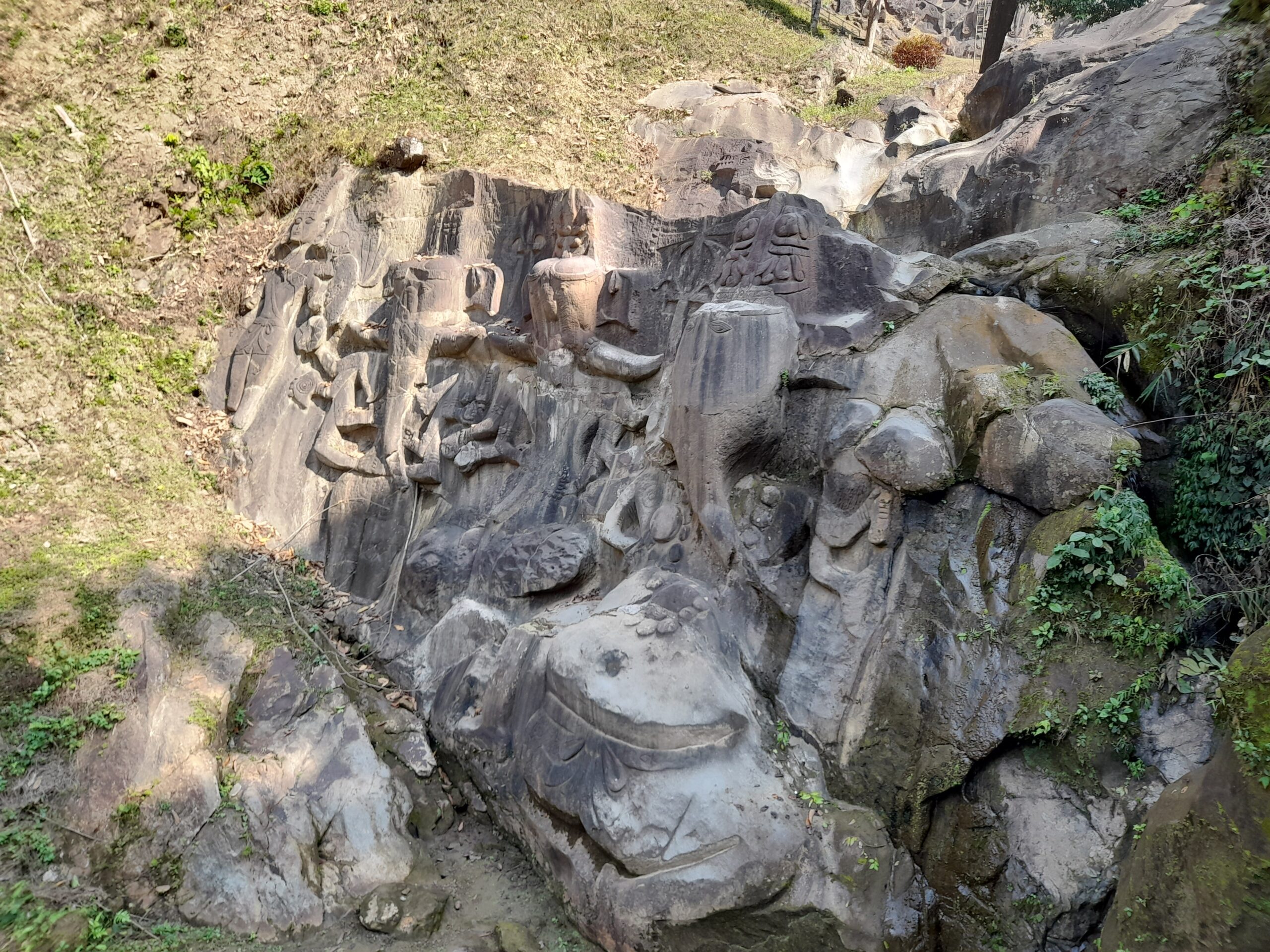 Unakoti rock carvings - Knowledgetour