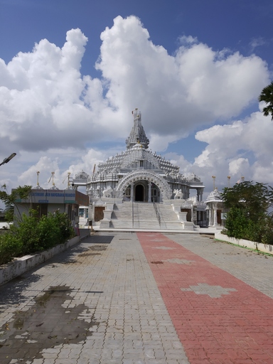 Shri Munisuvratswami Jain Navgraha Temple