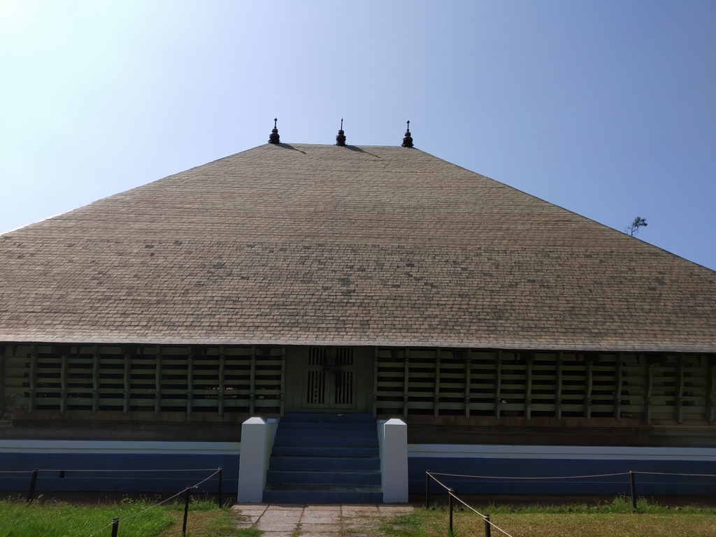Koothambalam